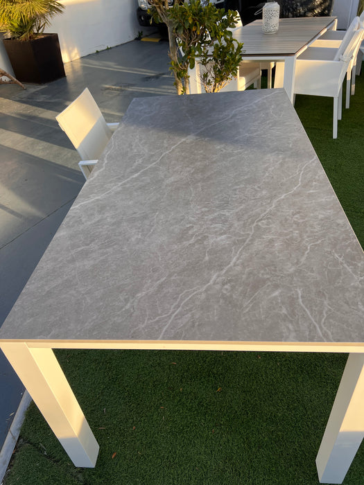 Table Top Sintered Stone
