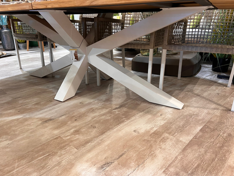 Mikado Dining Table - Frame only/ ALU