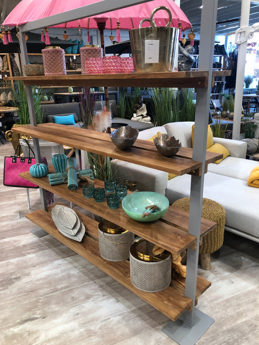 Shelf