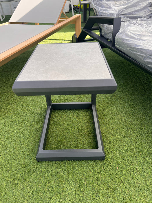 Side Table Tula