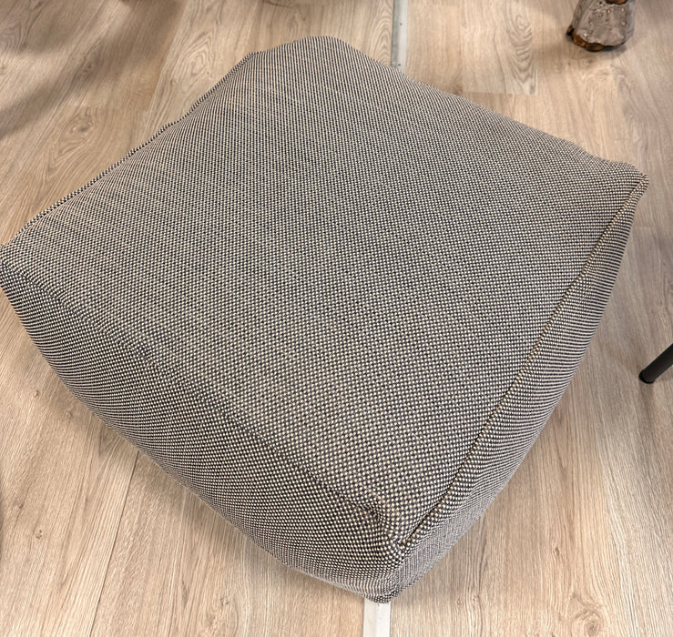 Dotty Pouf eckig