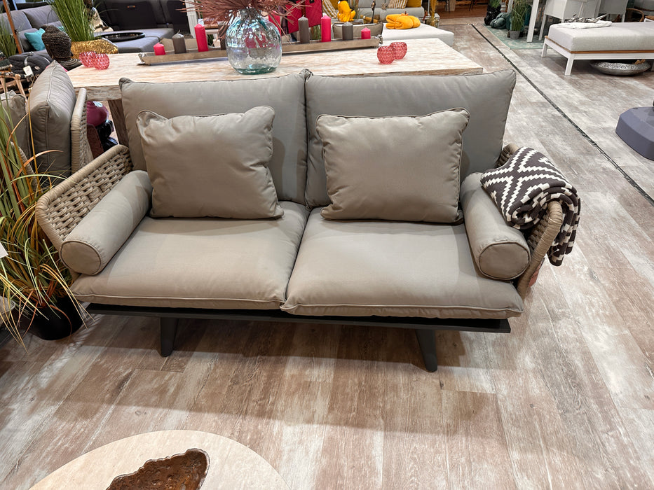 Wave Line 2 Seater