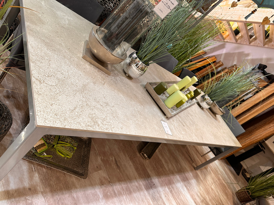 Dining Table Puerto Stone